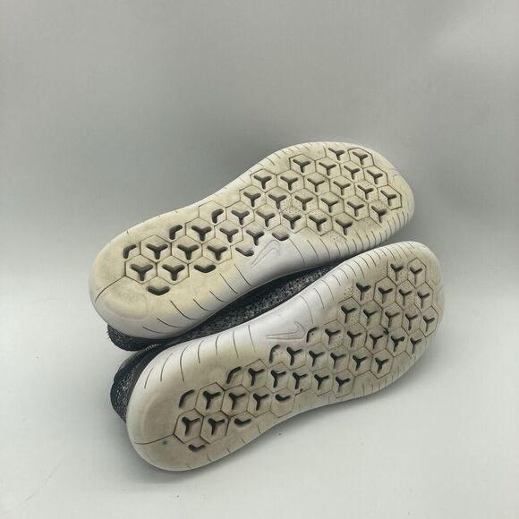 Mens Size 7 Nike Free Run Flyknit Oreo White Black Running Sneakers 942838-101 - Picture 8 of 8